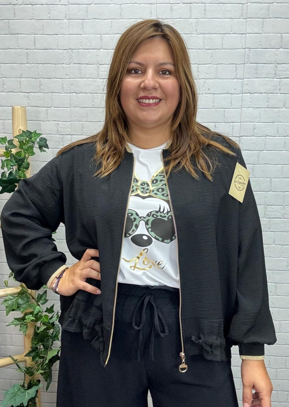 Bomber Silvana Con Toques Dorados T-44/52