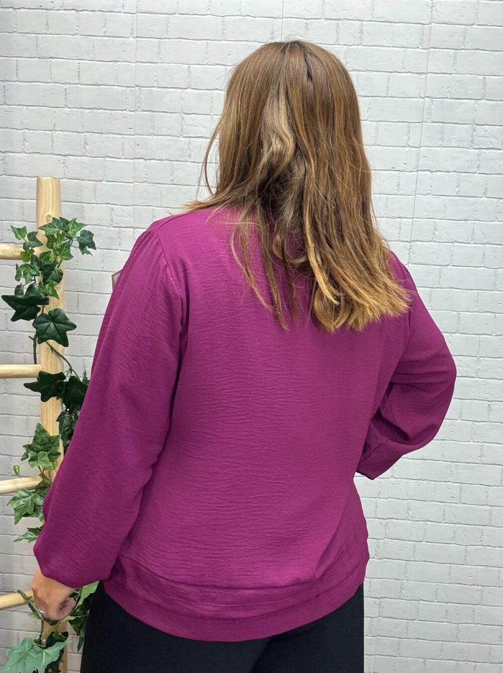 Bomber Silvana Con Toques Dorados T-44/52