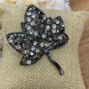Broche Hoja