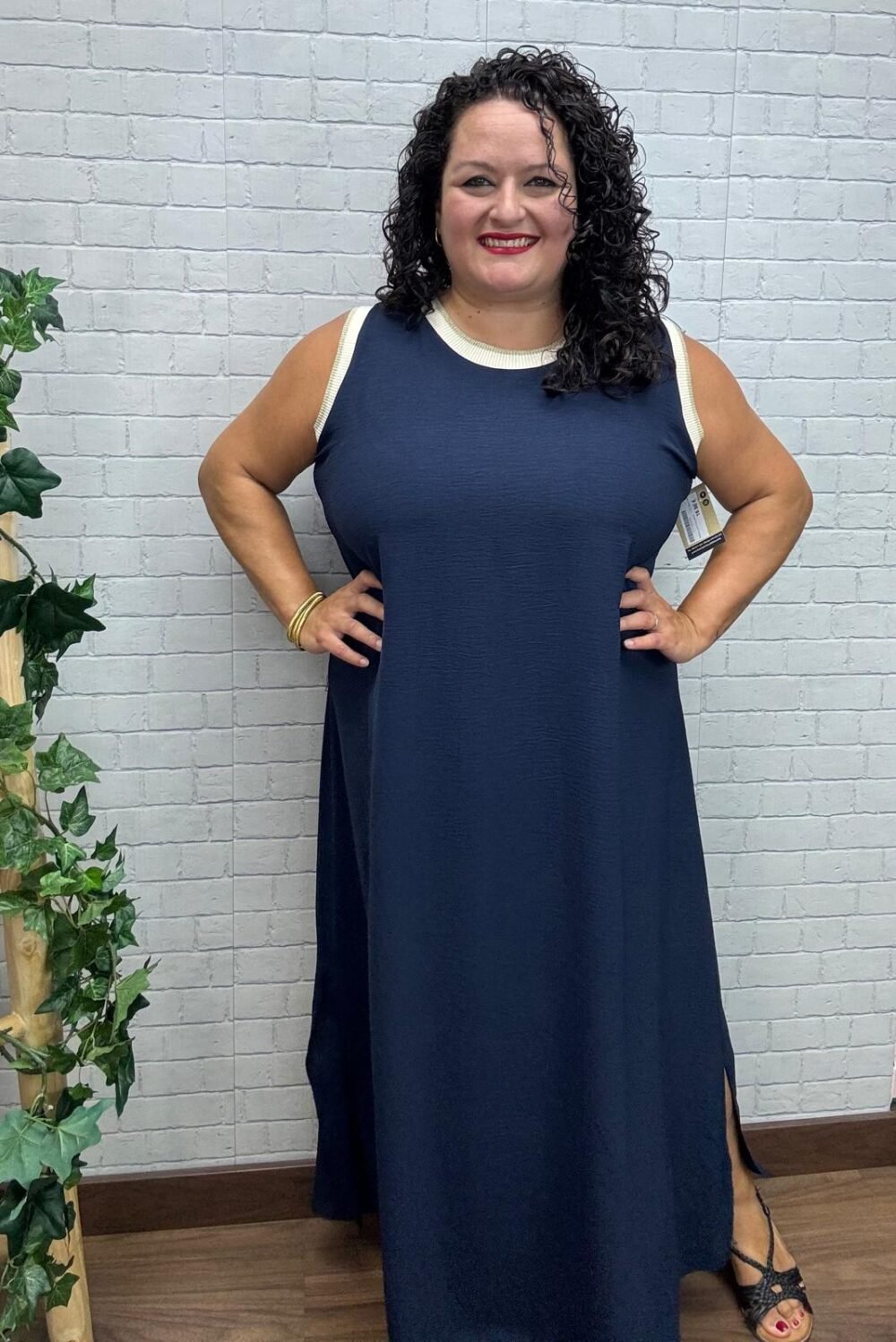 Vestido Loren T-46/54 De Corte Recto - Imagen 7