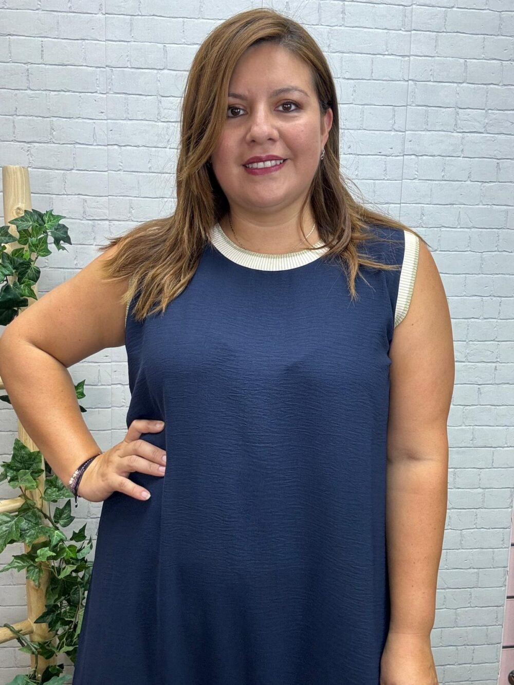 Vestido Loren T-46/54 De Corte Recto - Imagen 13
