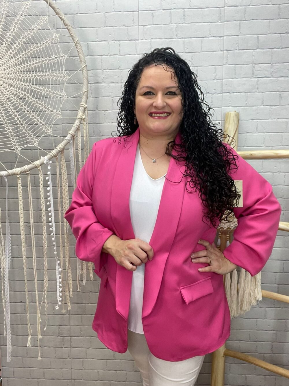 Americana Curvy Bea t-46/52 manga drapeada, forro y hombrera - Imagen 5