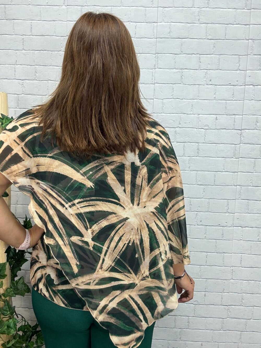Blusa capas Lina T-M/3XL Estampada - Imagen 3