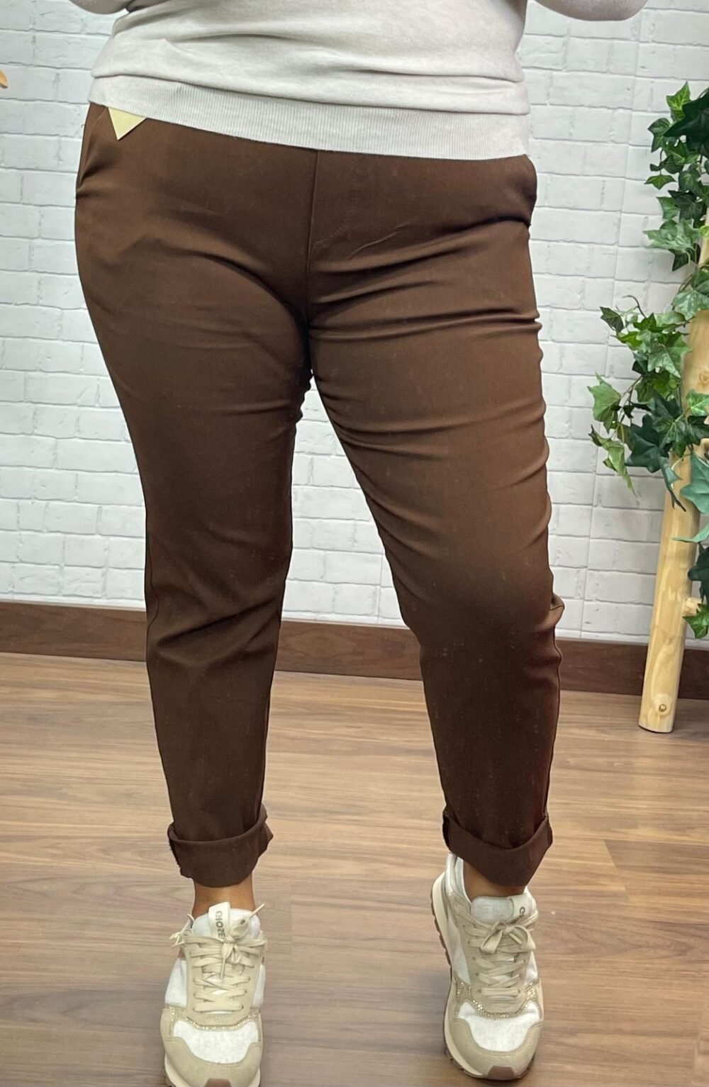 Pantalón Clara chocolate T-S/3XL Elástico