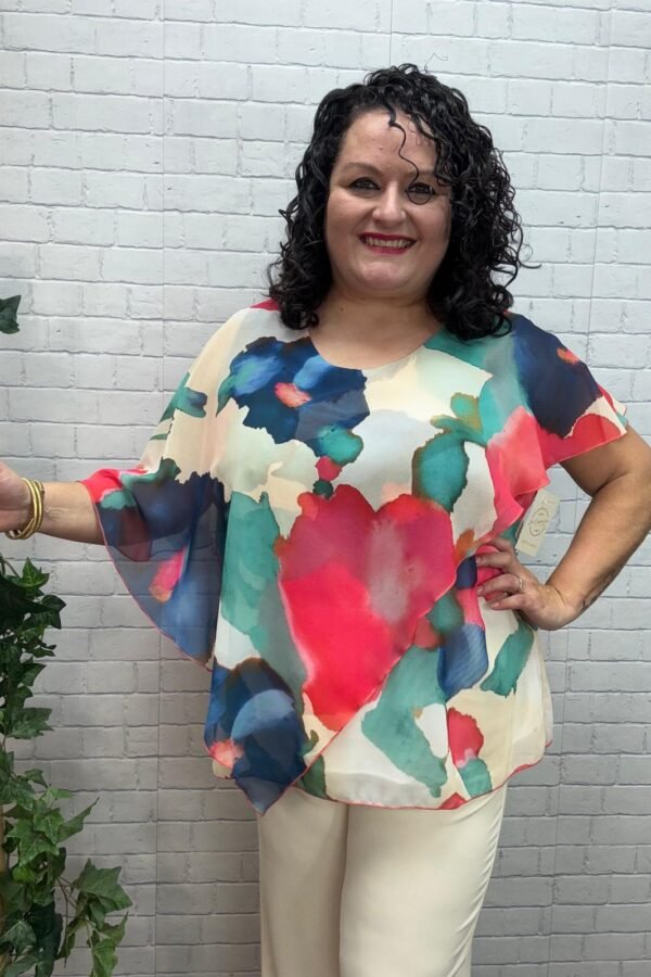 Blusa capas Elena T-M/3XL Estampada