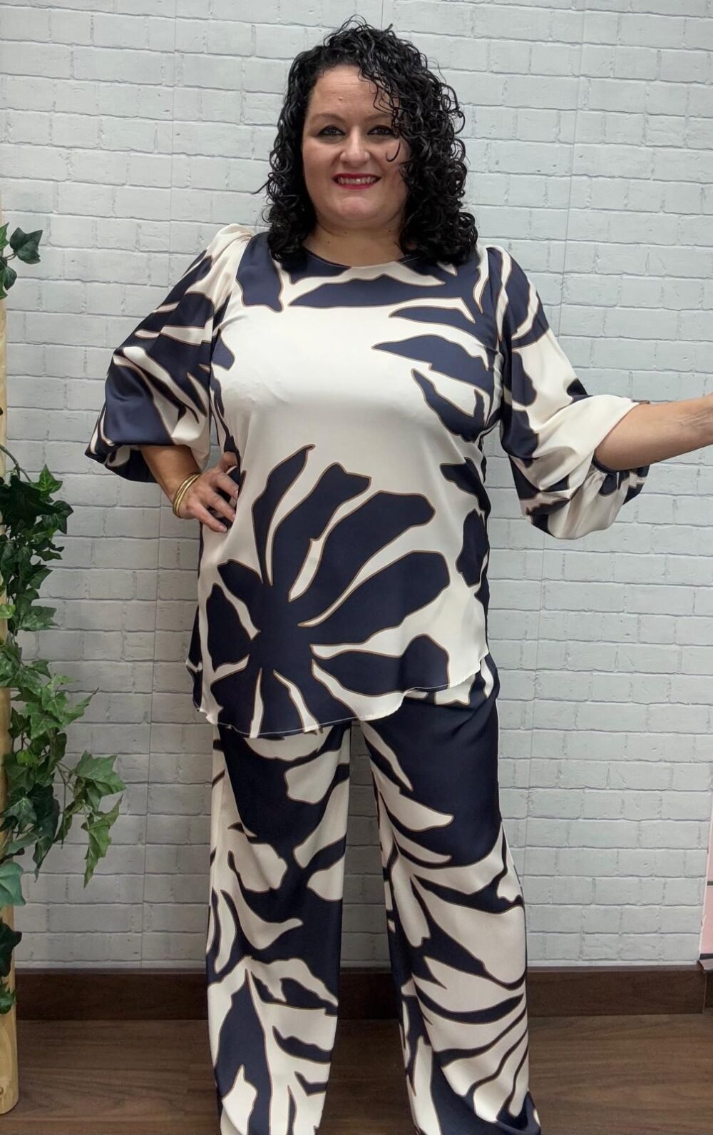 Conjunto Aila T-44/52 Estampado