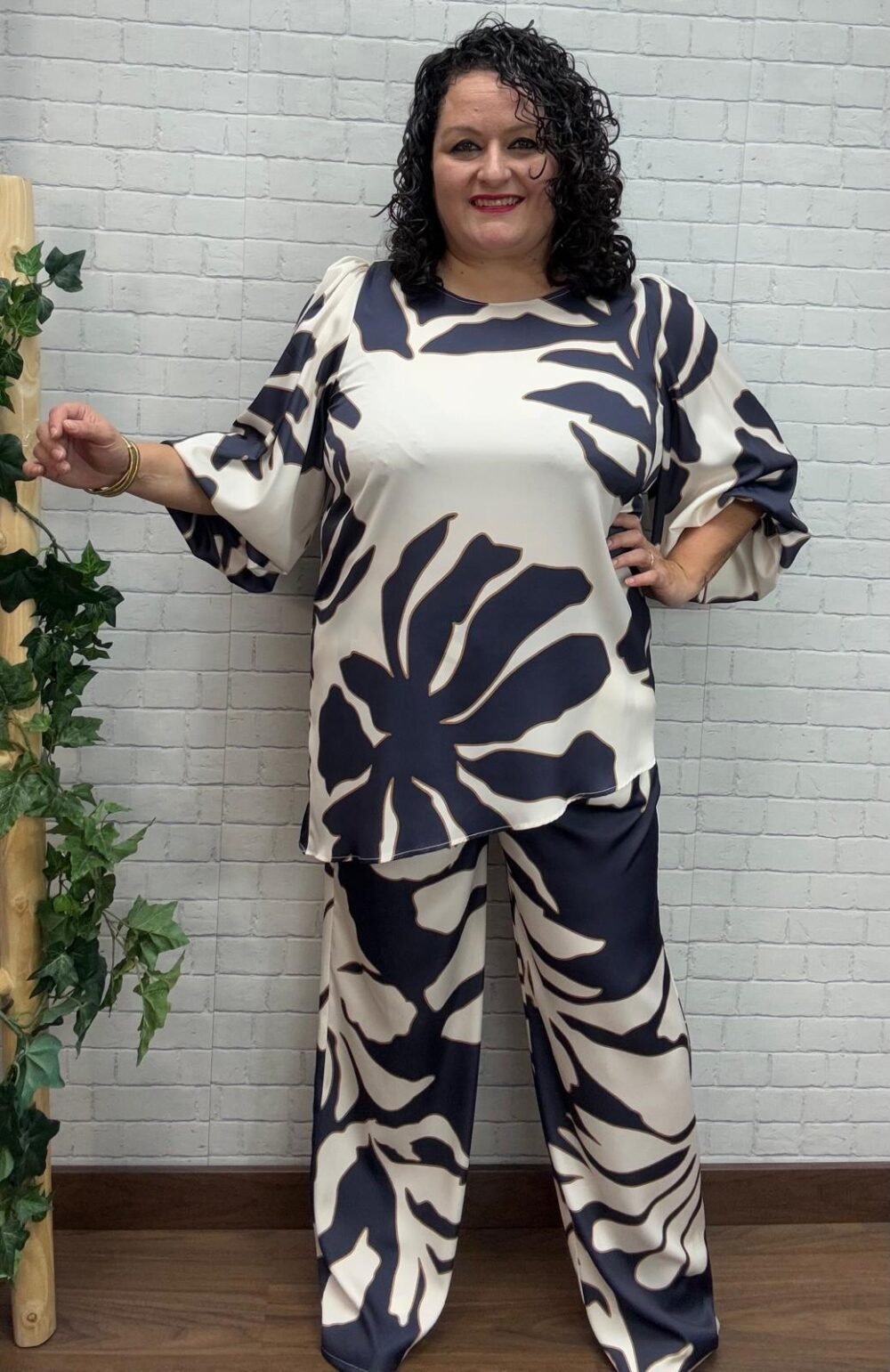 Conjunto Aila T-44/52 Estampado