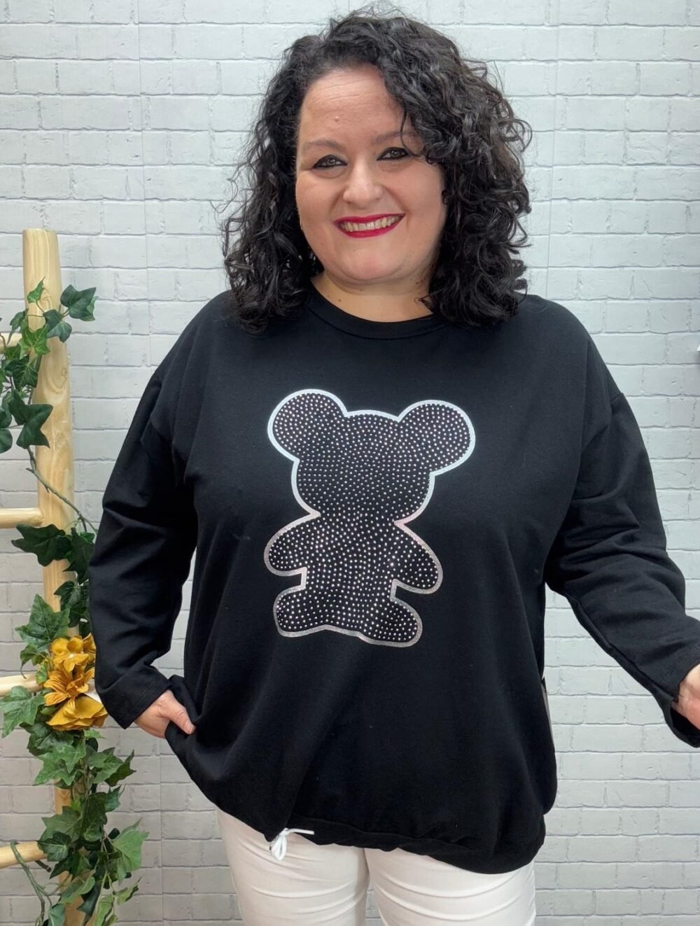 Sudadera Omayra T-44/52 Con Strass