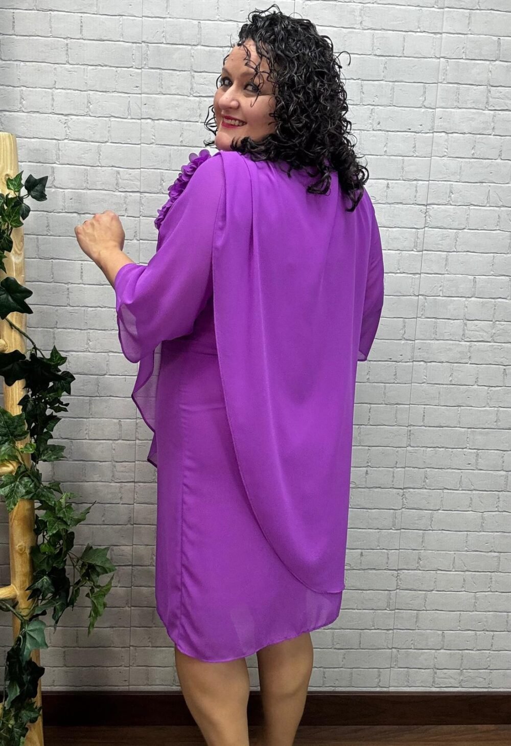 Vestido Elois morado T-46/56 Capeado