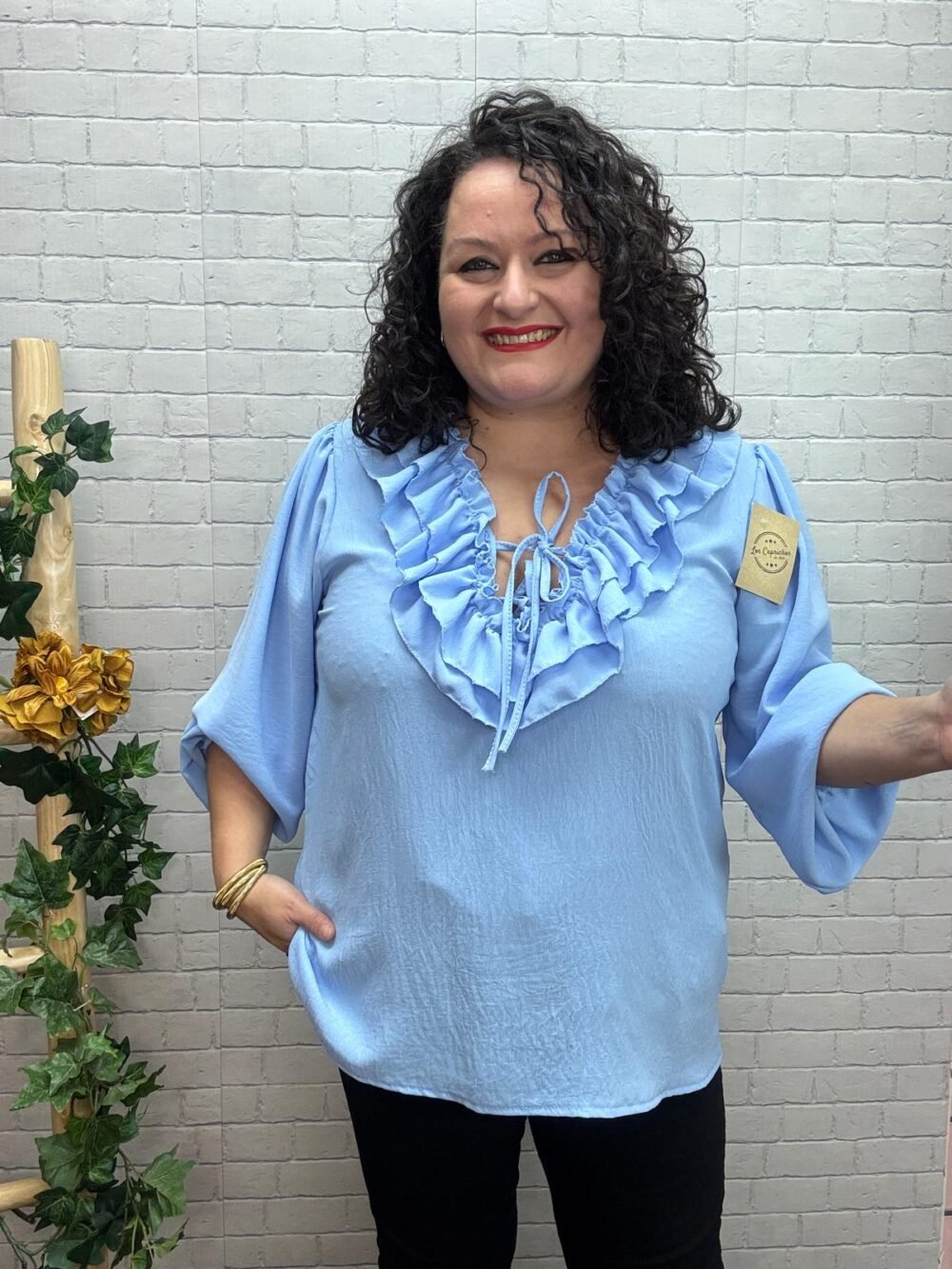 Blusa Lara T-46/52 Con Volantes
