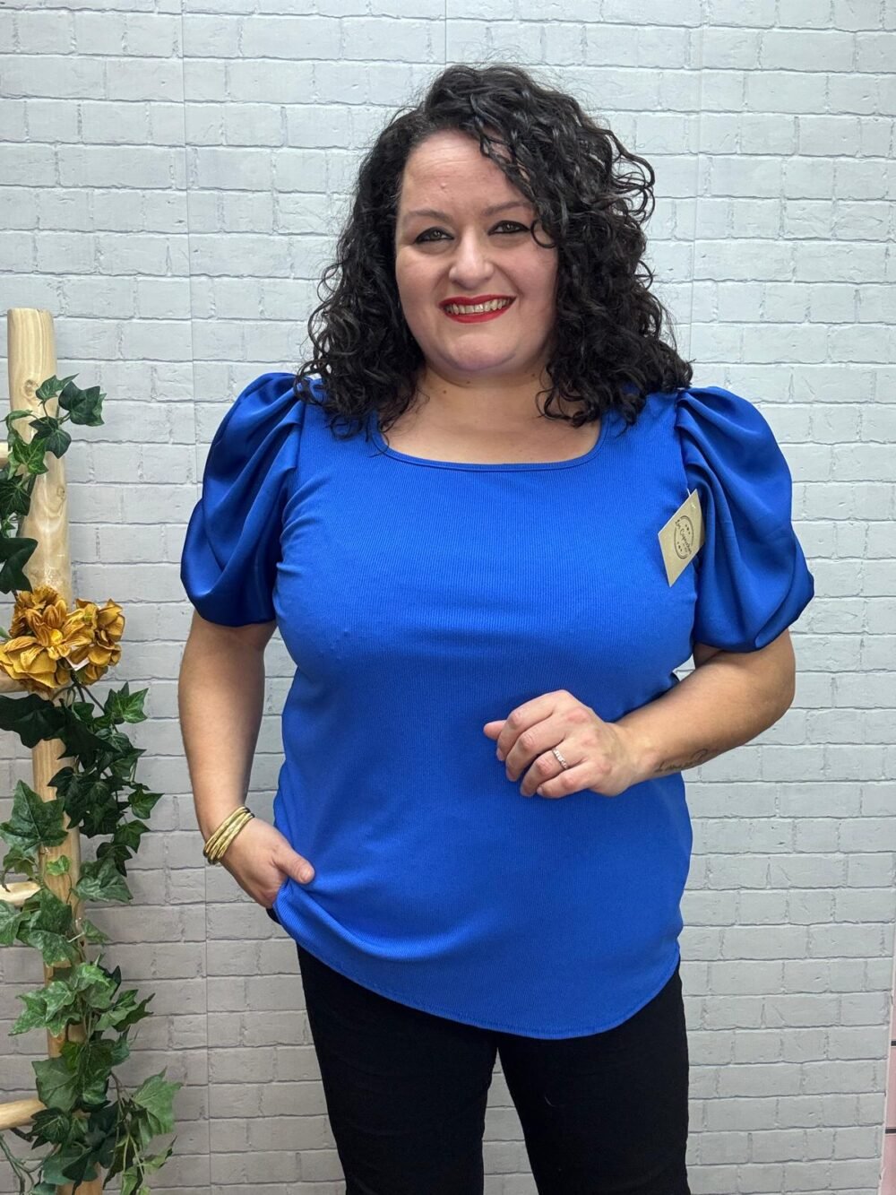 Blusa Lucia T-46/52 Manga Abullonada