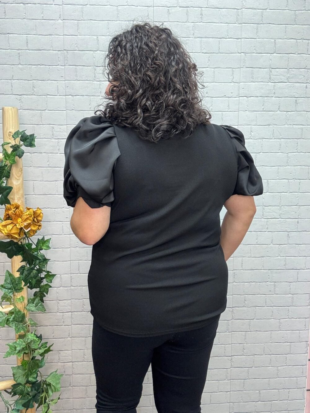Blusa Lucia T-46/52 Manga Abullonada