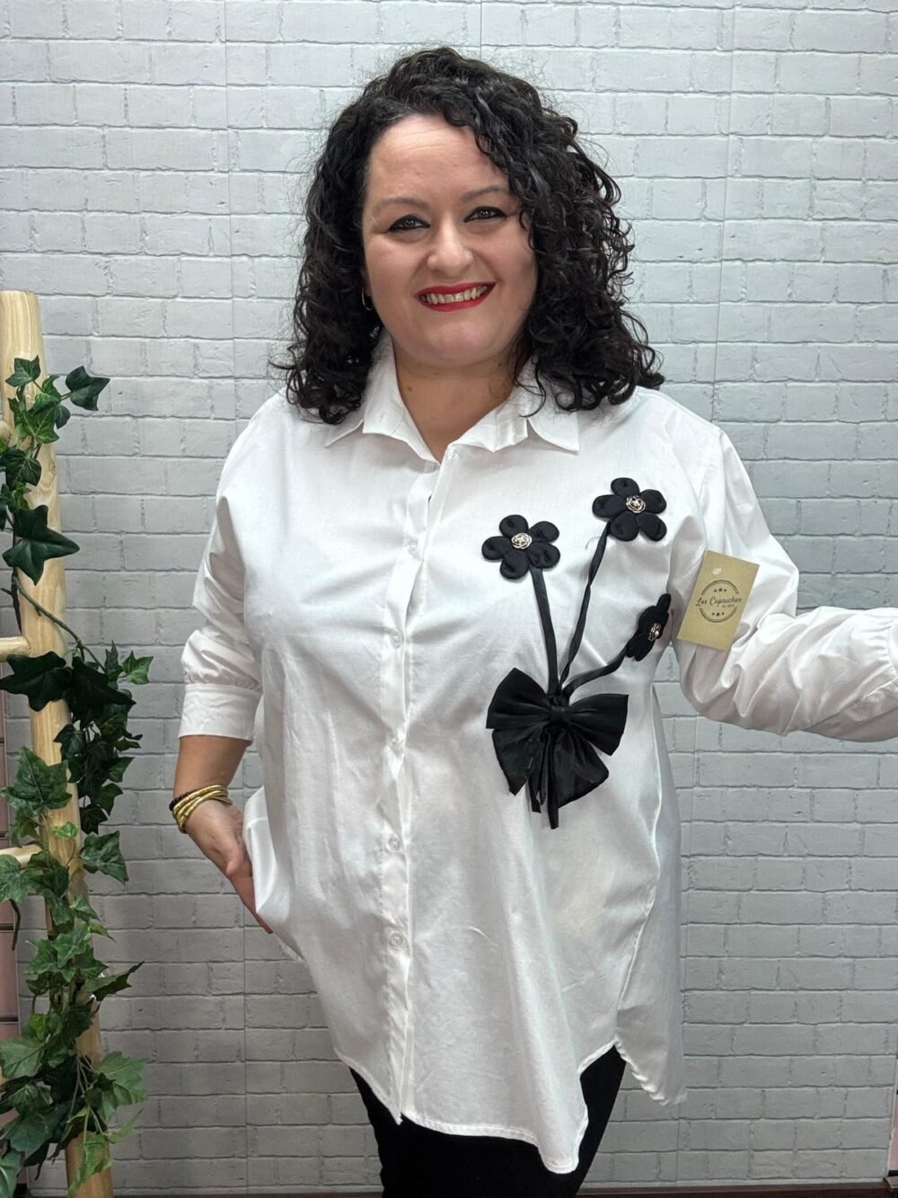 Camisa Agara T-46/52 Con Flores
