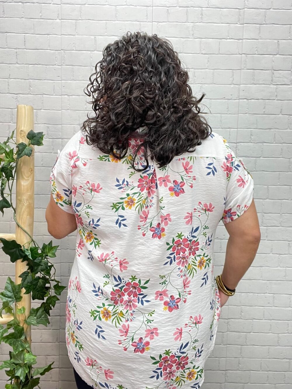 Blusa Flora T-36/50 Con Flores - Imagen 7