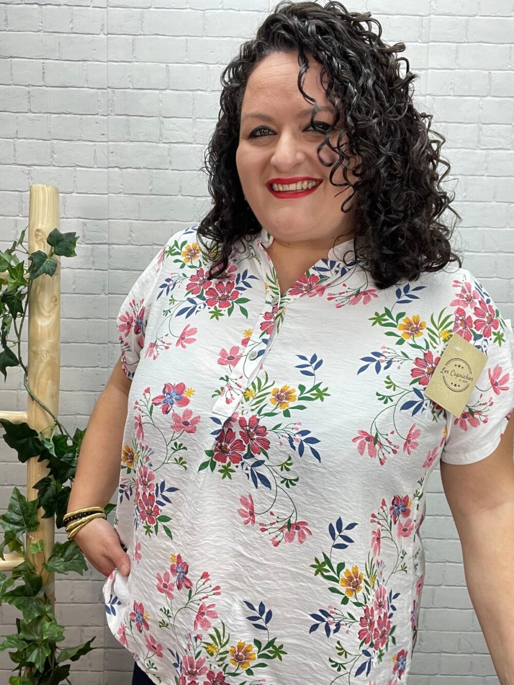 Blusa Flora T-36/50 Con Flores - Imagen 6