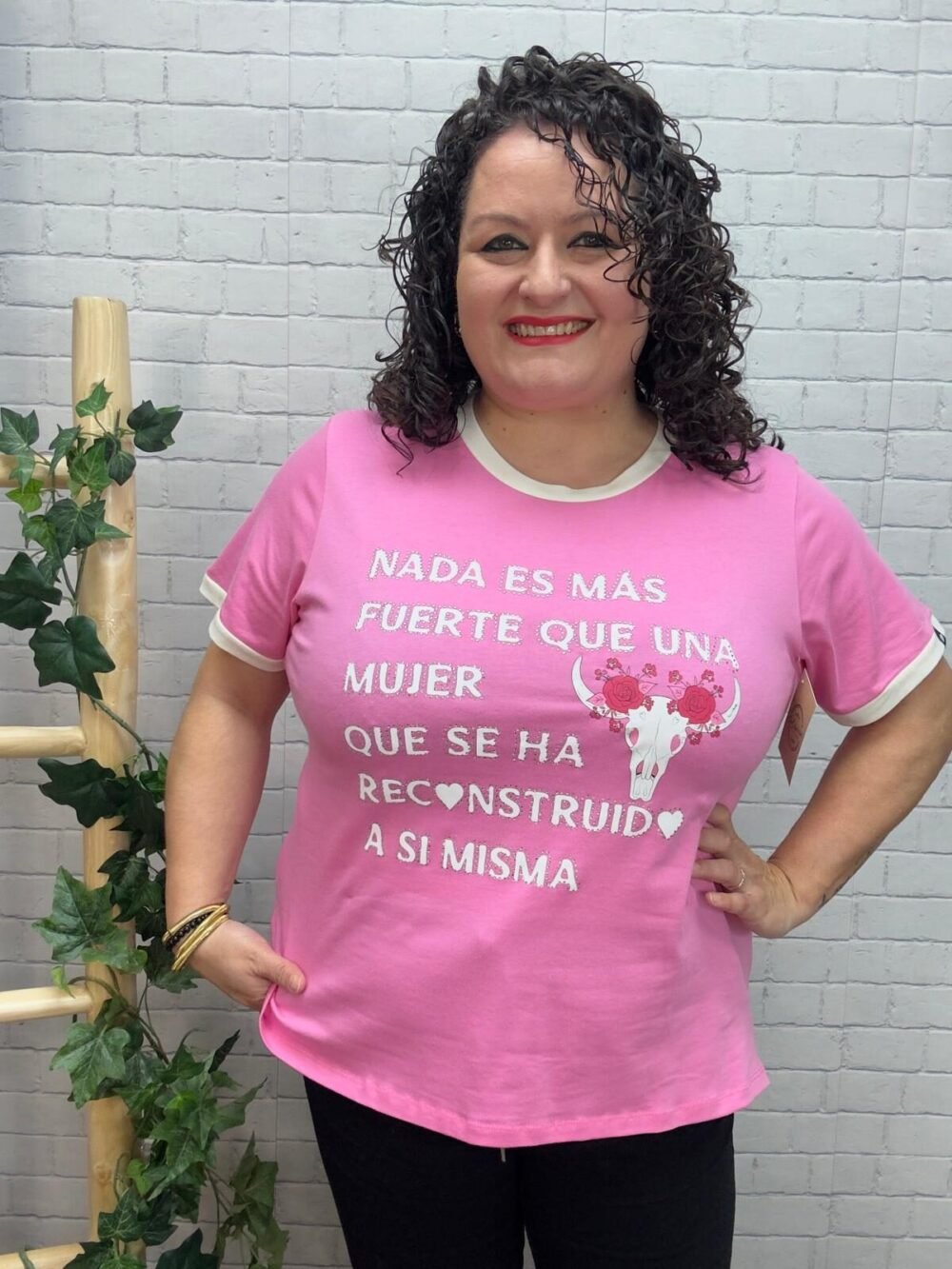 Camiseta La Mas Fuerte Keep&Trendy T-M/3XL Con Dibujo
