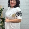 Camiseta Babett T-44/54 con Flor Bordada - Imagen 5