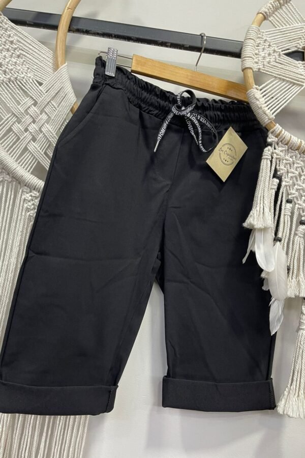Pantalón corto Clara negro Con Goma En La Cintura T-M/3XL Curvy