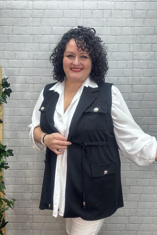 Chaleco Daniela T-44/54 con Cordón Ajustable