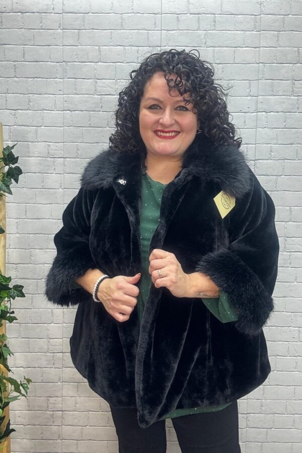 Abrigo Carmina T-46/54 De Pelo