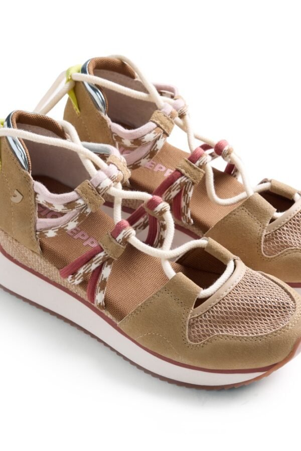 Zapatillas abiertas Rongai Camel Gioseppo