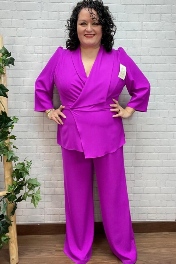 Mono Frodo Buganvilla T-42/52 Escote Cruzado