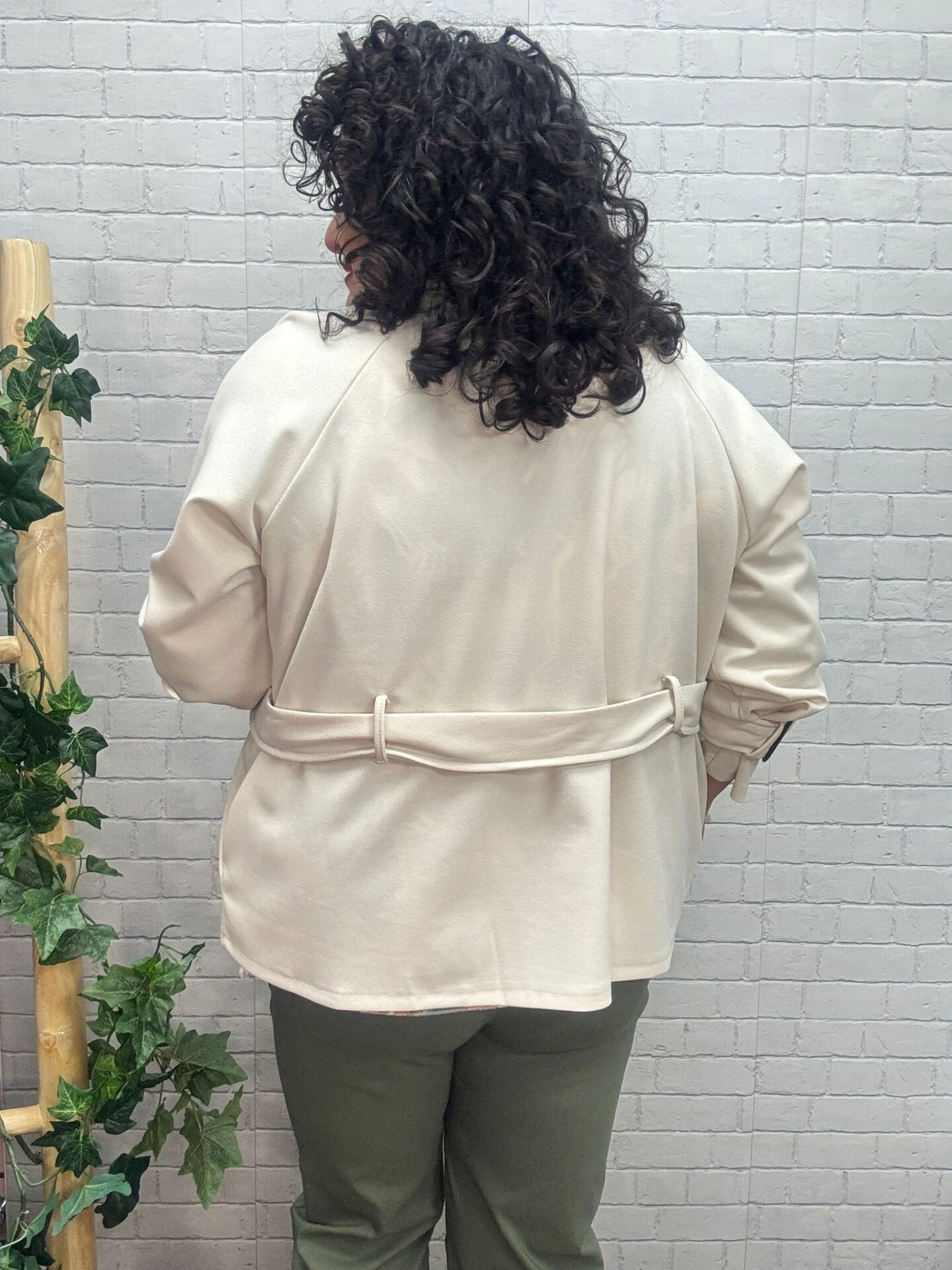 Chaqueta Violeta Beige T-50/54 Con Cinturón