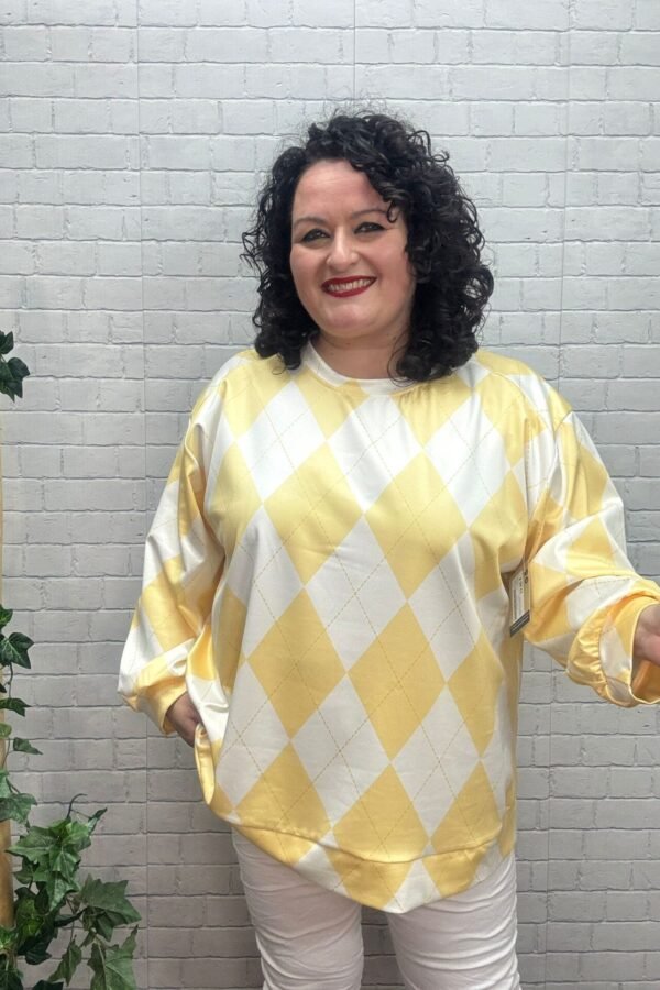 Sudadera Abril Amarillo T-50/56 Con Dibujo