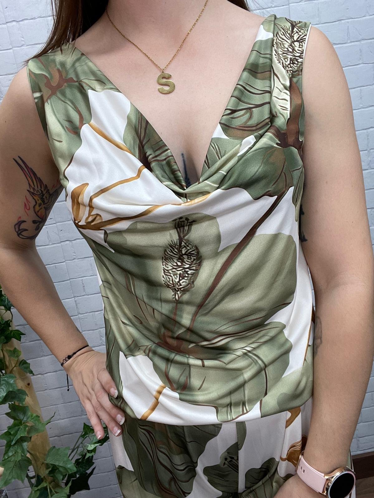 Conjunto Daniela Kaki T-36/44 Tela Fría