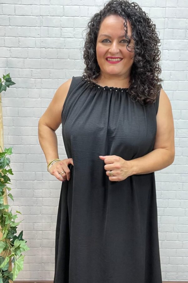 Vestido Alexandra Negro T-46/54 Con Tachuelas