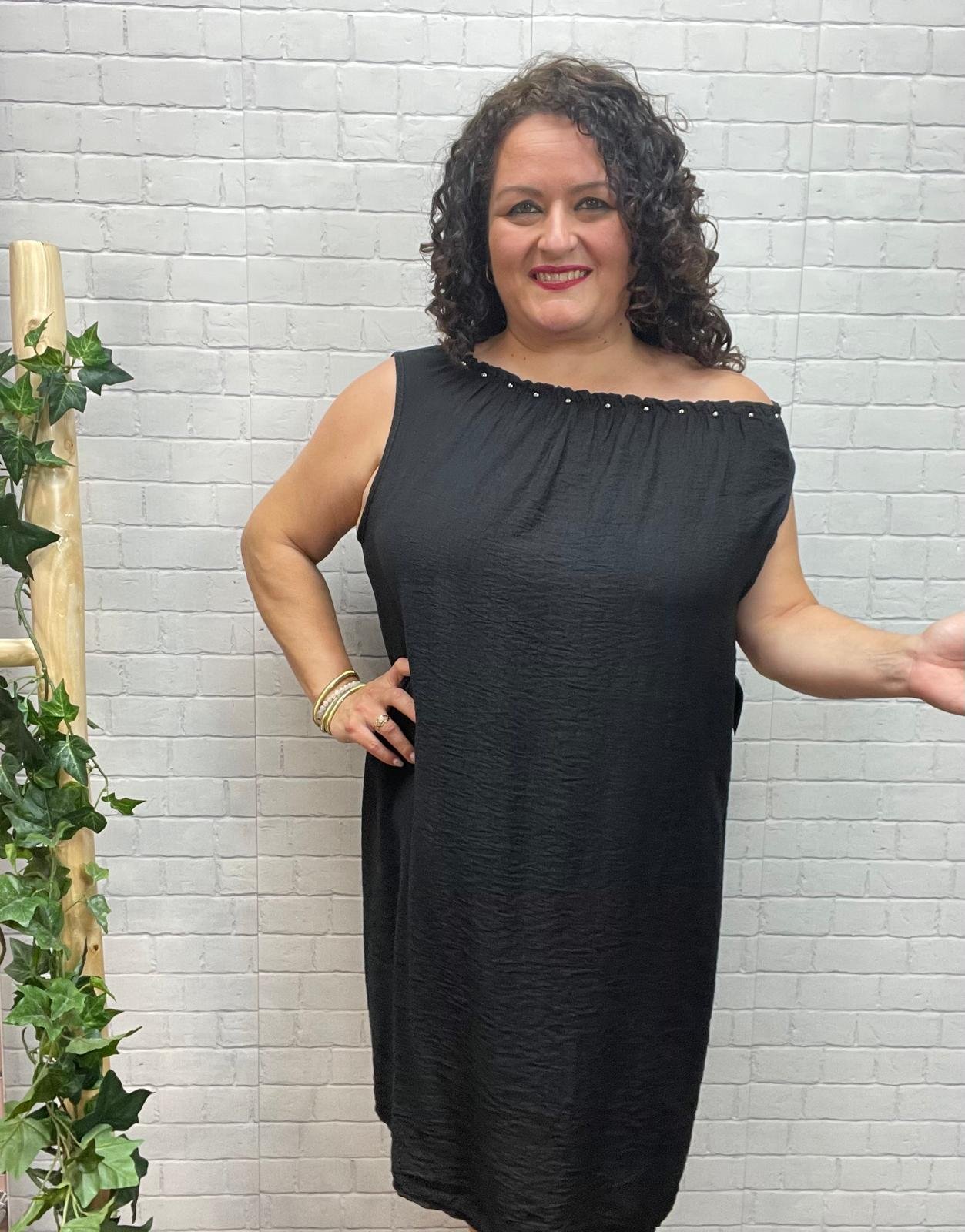 Vestido Ana Negro T-46/54 Con Tachuelas
