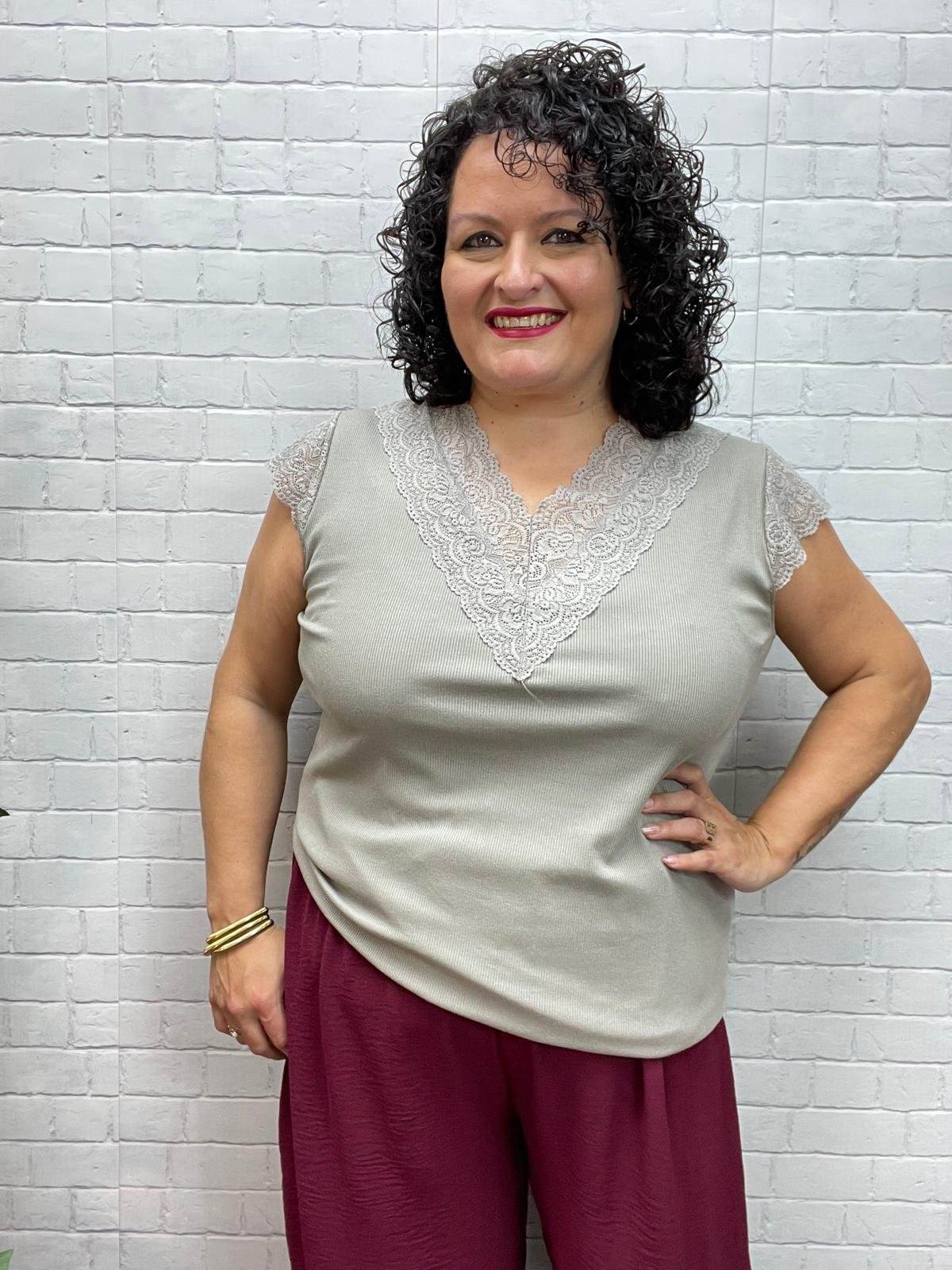 Camiseta Vero Taupe T-46/54 De Canalé