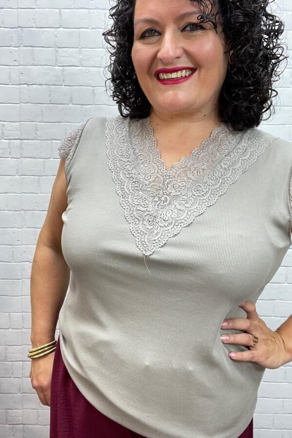 Camiseta Vero Taupe T-46/54 De Canalé